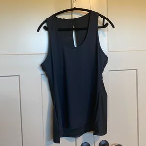 NWT GymShark Tank - size XL